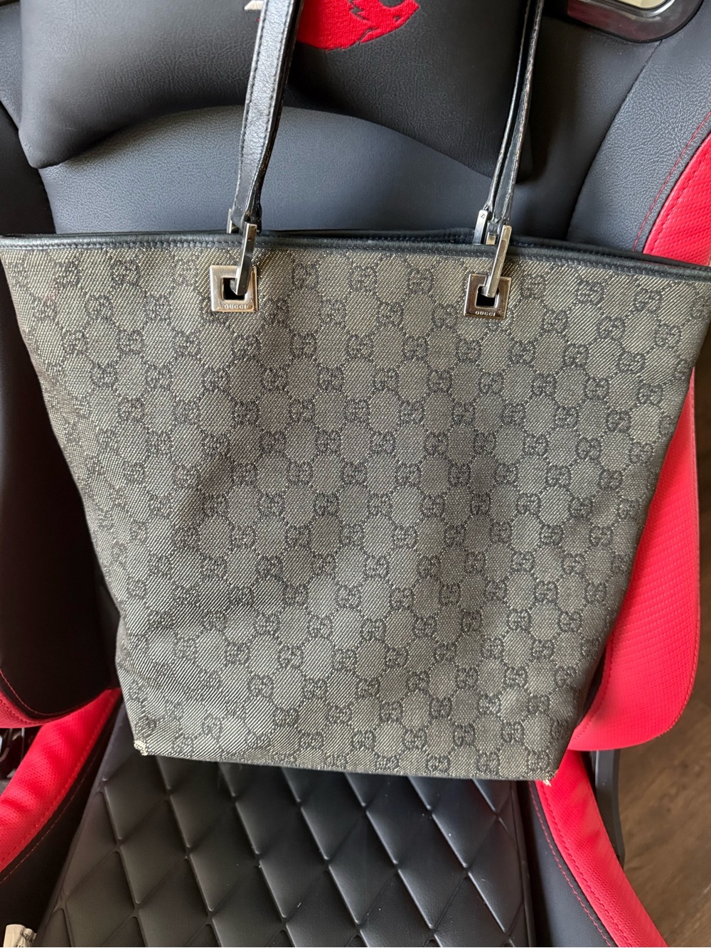 Gucci Beige Brown Monogram Canvas Tote with Gold Hardware - Picture 2 of 7